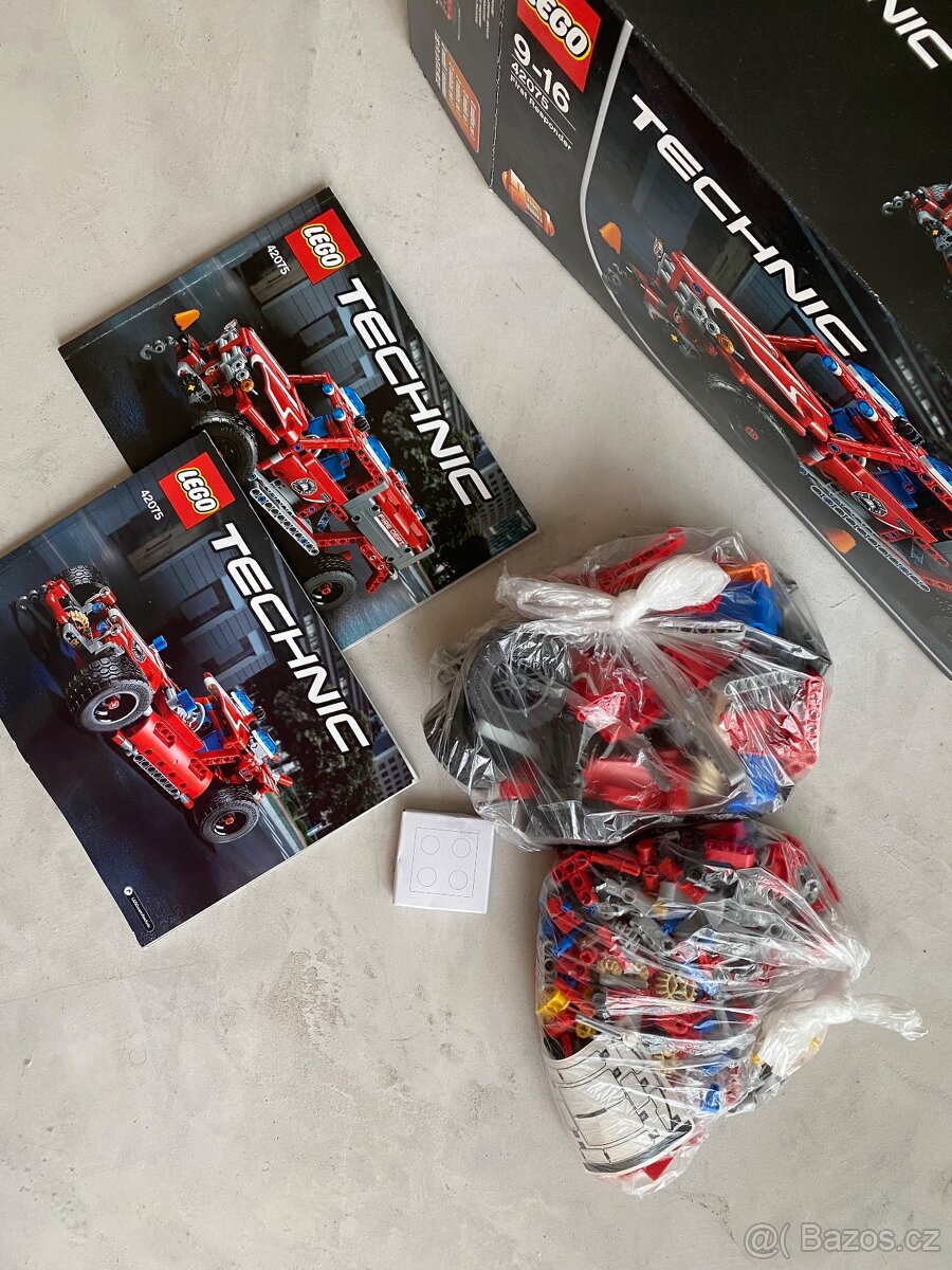 Lego Technic 42075 - Zachranarske auto - 5