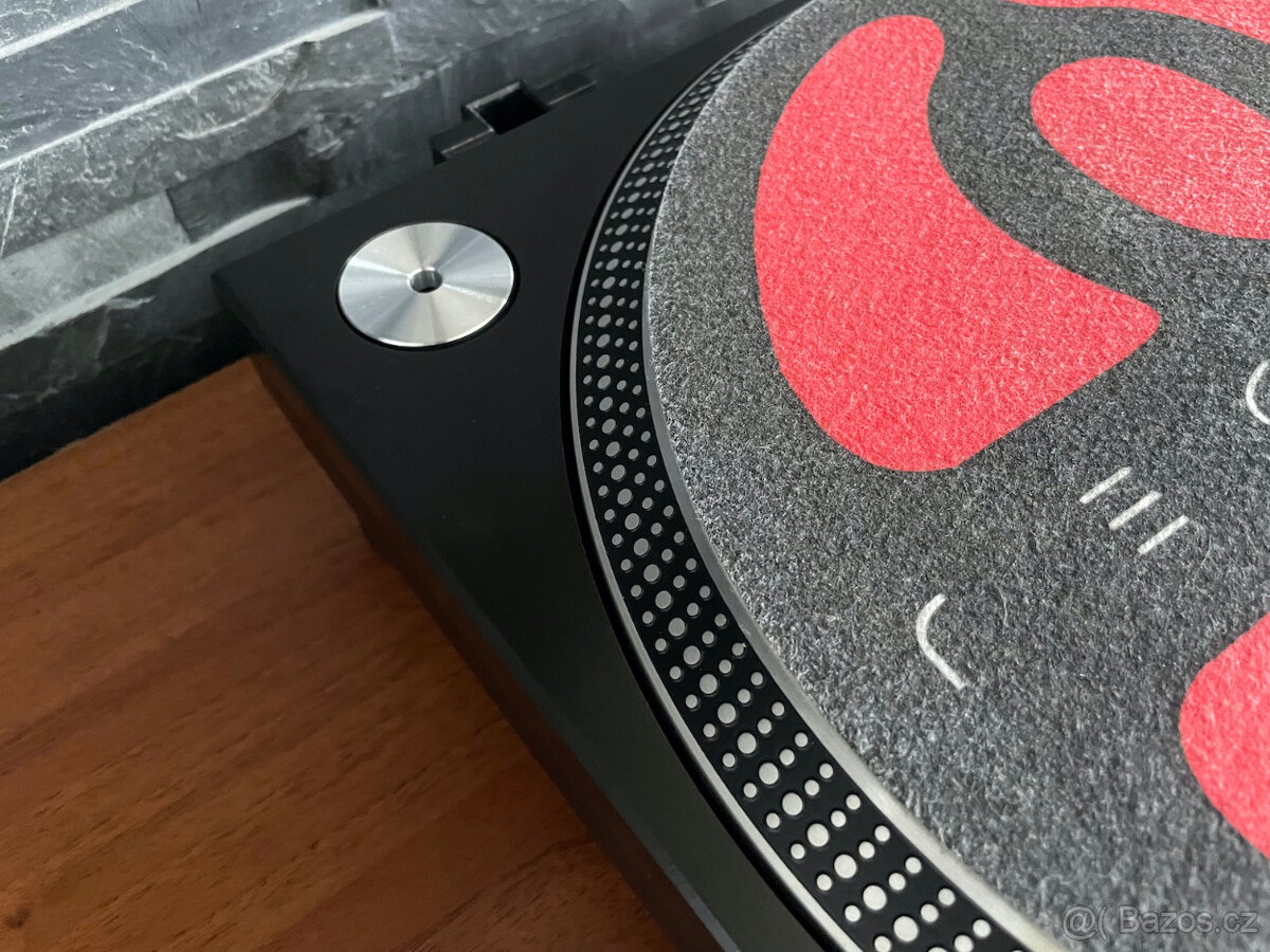 Technics SL 1200 - 5