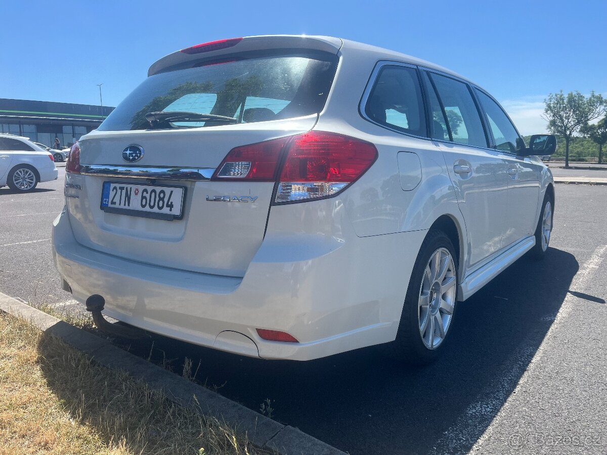 Subaru Legacy 2.5 benzin - 5