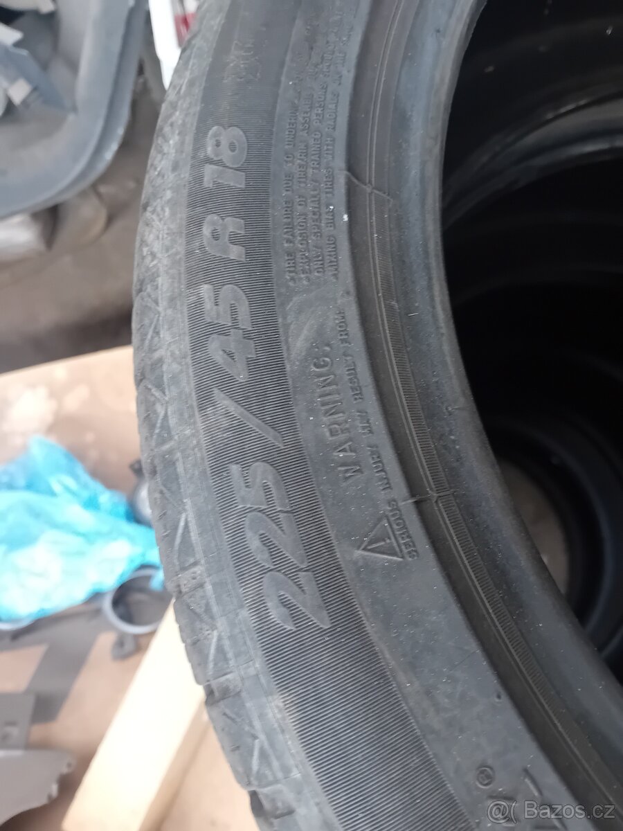 Michelin 225/45 r18 - 5