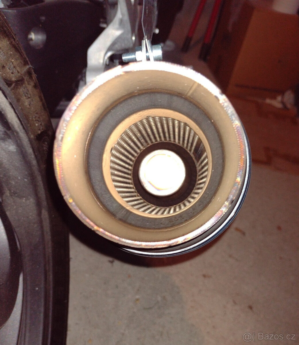 Výfukový systém decat widow tlumič Yoshimura CB1000R sc60 - 5