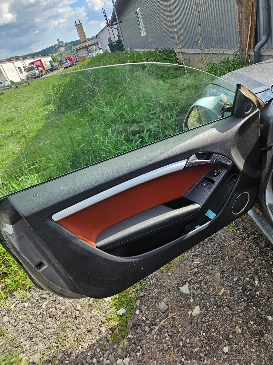 Audi s5 4.2 na náhradné diely - 5