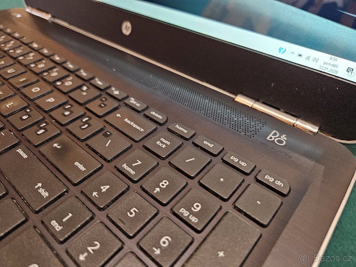 HP Pavilion Notebook – 12 GB RAM | 256 GB SSD | Full HD - 5