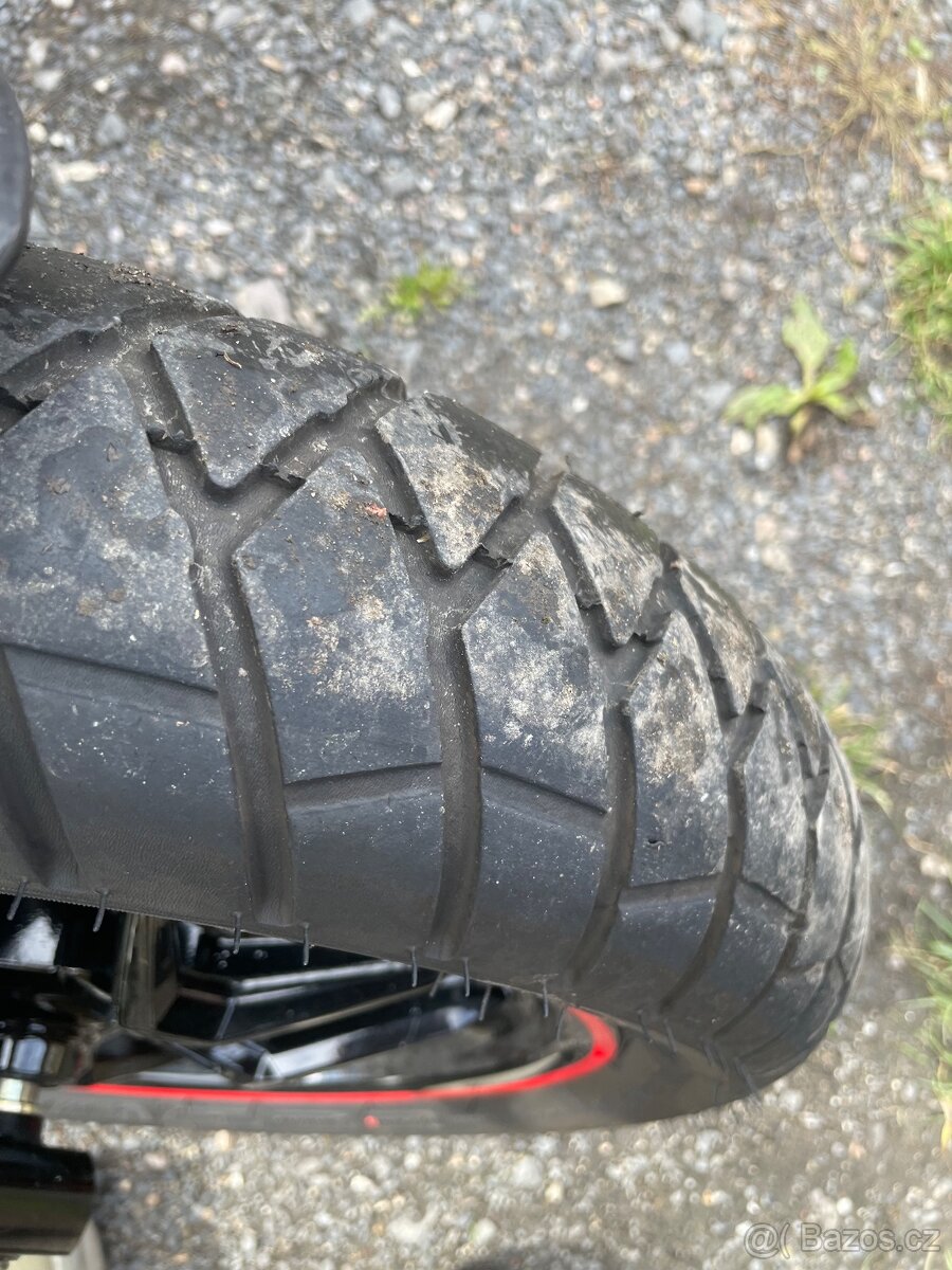 Dily Aprilia SR GT 125 - 5