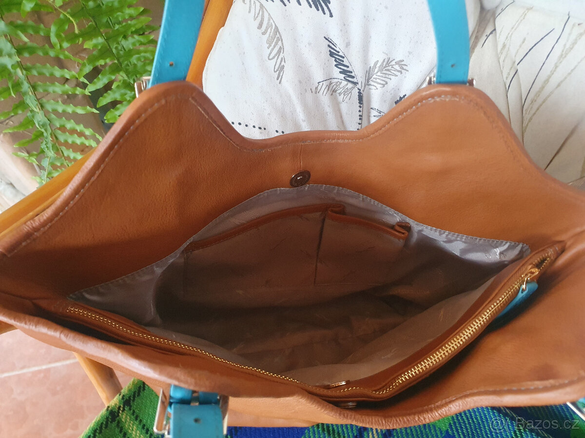 Nová kožená kabela Paul Costelloe - 5