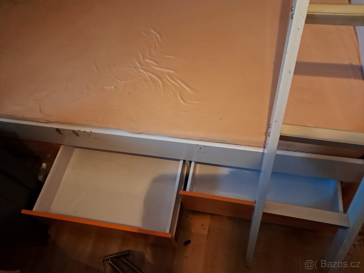 Dvoupatrová postel pro 3 děti - 5