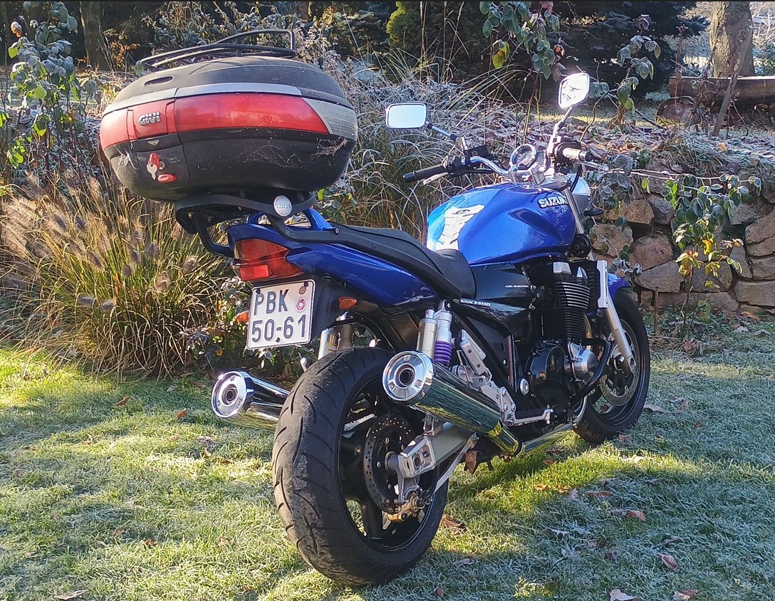 Prodám motocykl Suzuki GSX1400 - 5