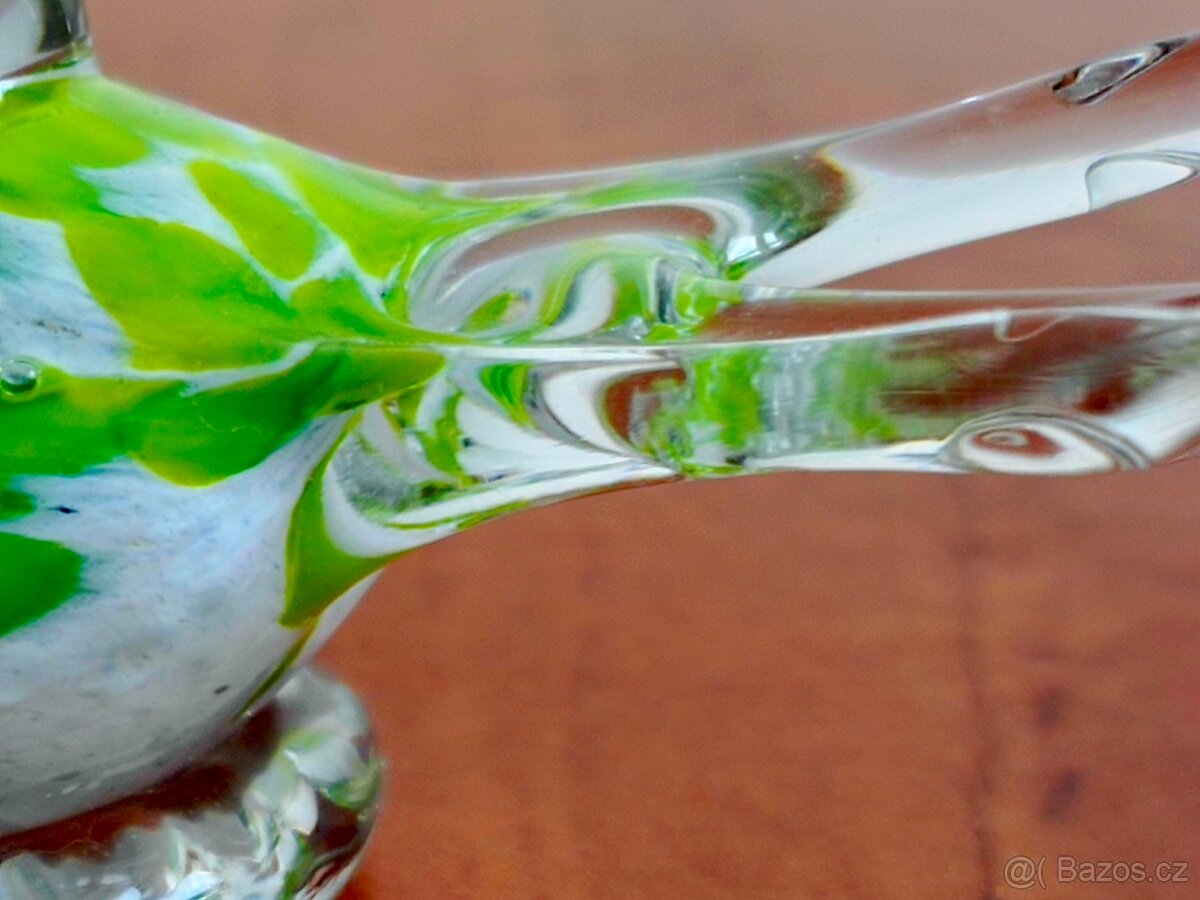 TĚŽÍTKO - ZELENO-BÍLÝ PTÁČEK - HUTNÍ SKLO - 5