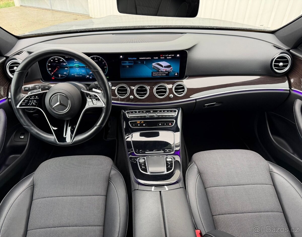 Mercedes Benz E300de T Saloon - 5