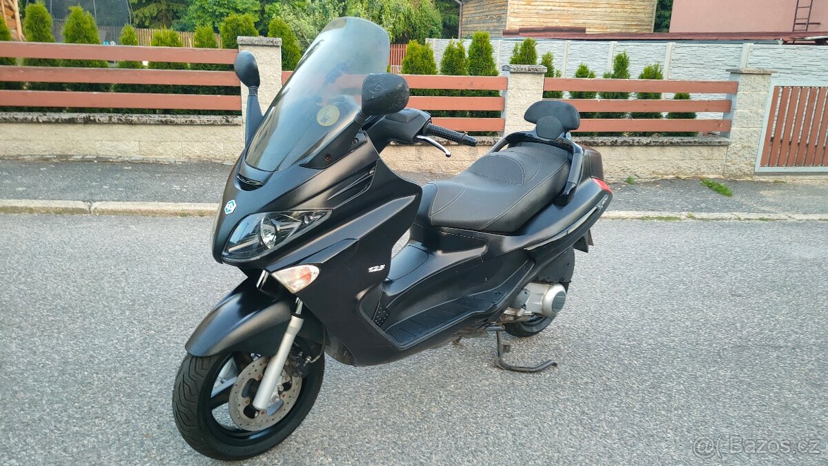 Piaggio Xevo 125 - 5