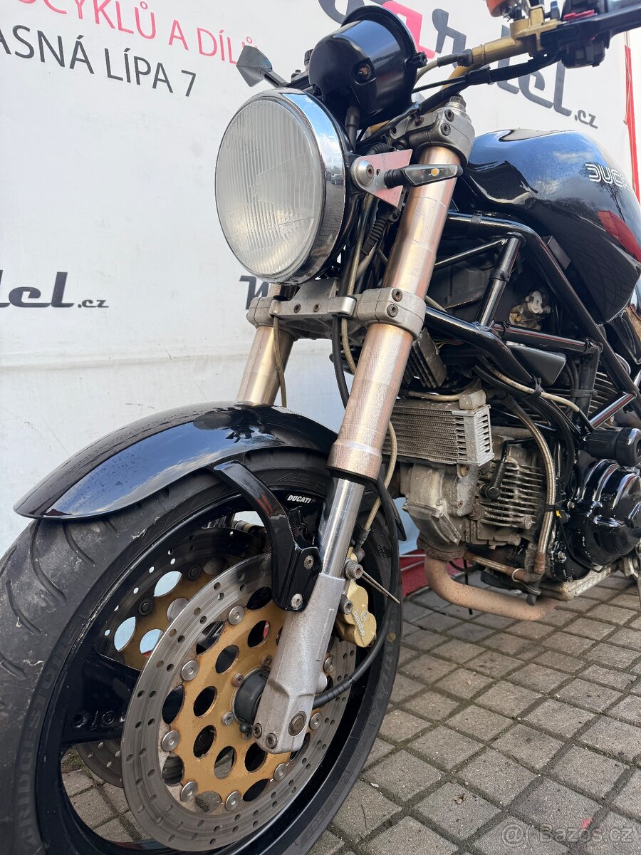 Ducati Monster 900 - 5