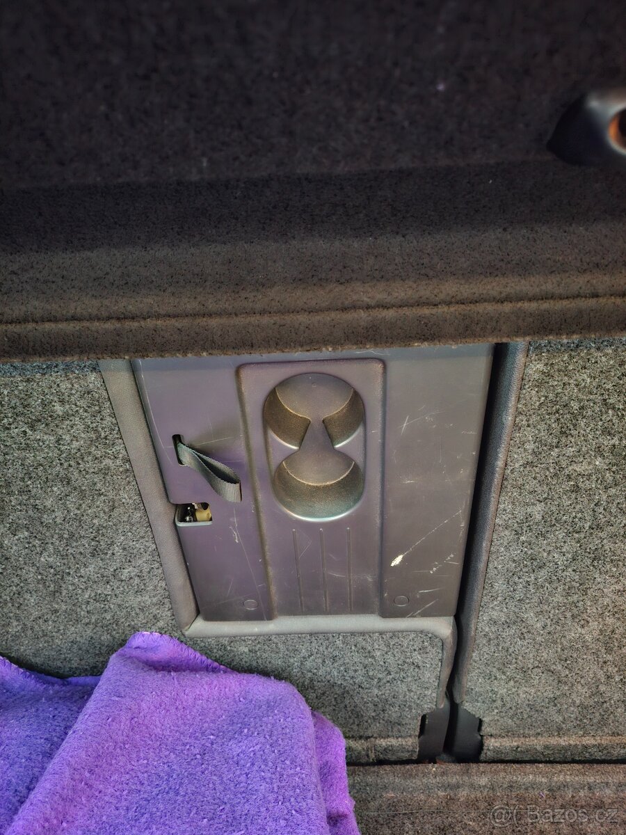 prodám VW Golf Plus 1.9 TDI - 5