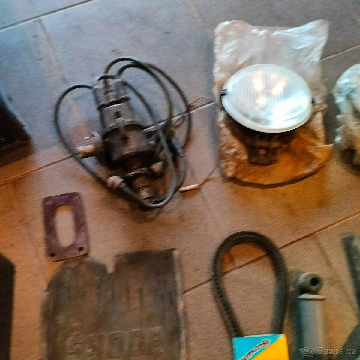 Náhradní díly - 5