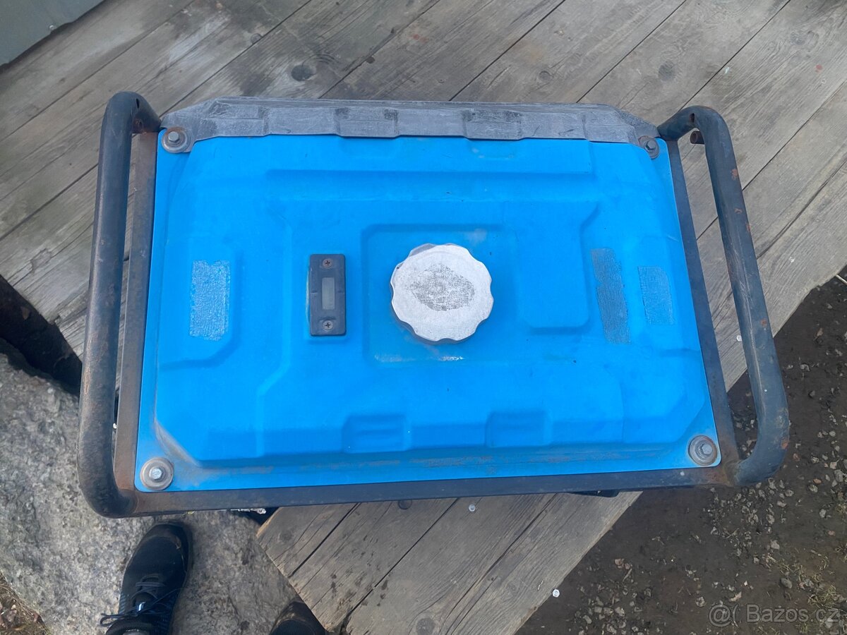 Elektrocentrála Tagred TA3500GHWX - nefunkční - 5