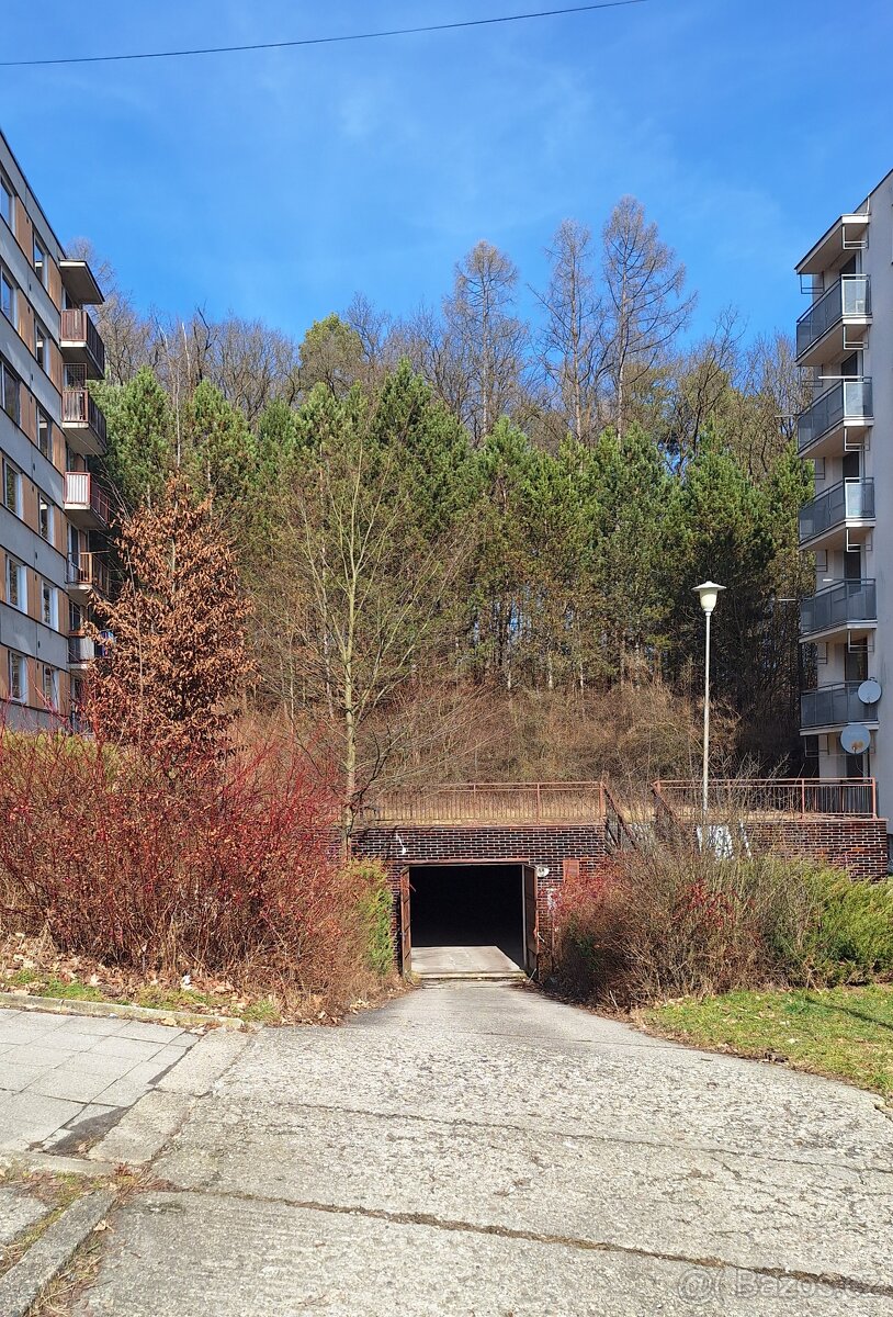 Pronájem garáže - 5