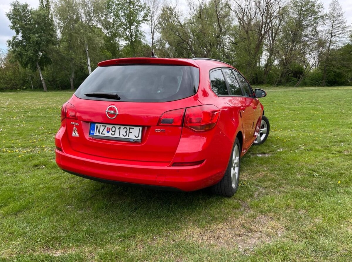 Opel Astra 1.7CDTi - 5