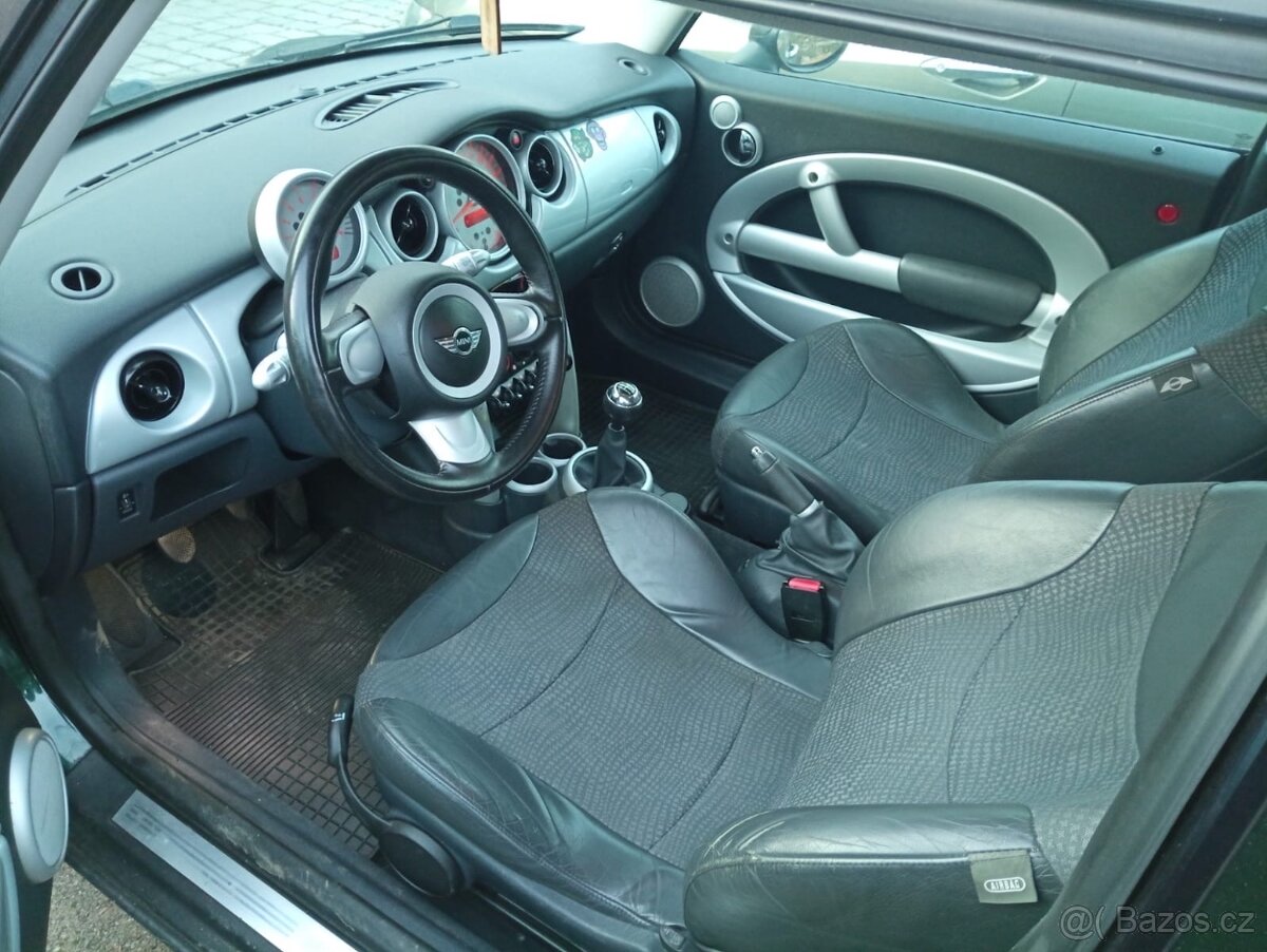 Mini Cooper R50 , na opravu či náhradní díly - 5