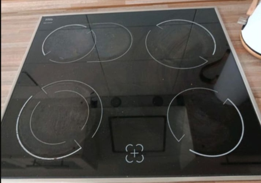 Venkovská kuchyně se spotřebiči,6311 - 5