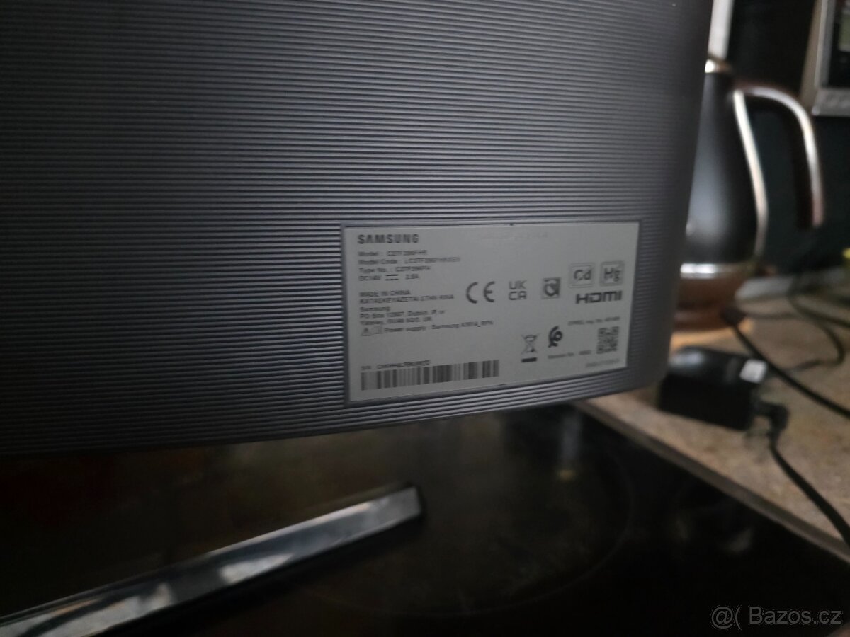 SAMSUNG CURVED C 27F396F - 5