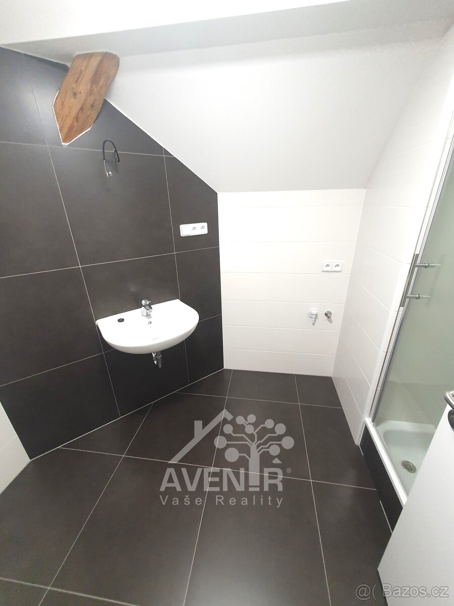 Prodej podkrovního bytu 1+kk, 59 m², Jablonec n.N., Anenské - 5