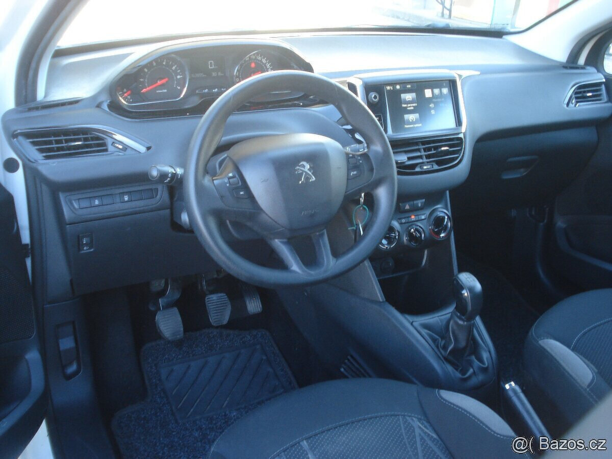 Peugeot 208 1.2 i Pure tech - 5