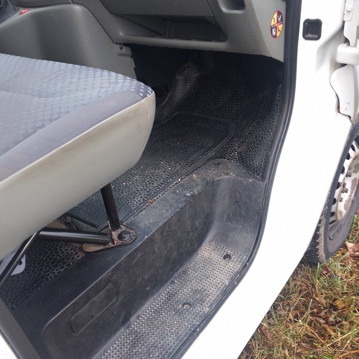 Renault Trafic 2.0 - 5