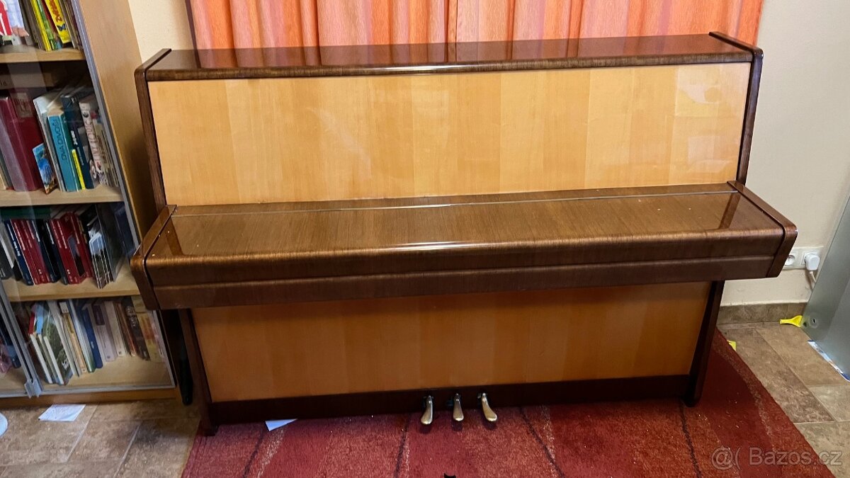 pianino PETROF - Model: P 100 Harmonie N - 5