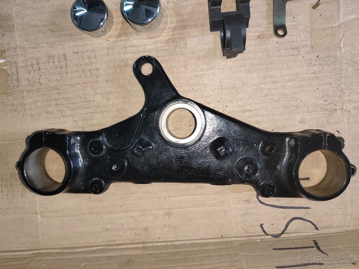 Díly na XV 1600 Wild Star - 5