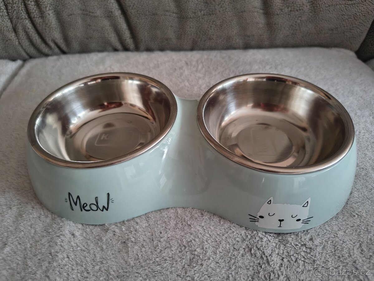 Pelíšek plus misky - 5