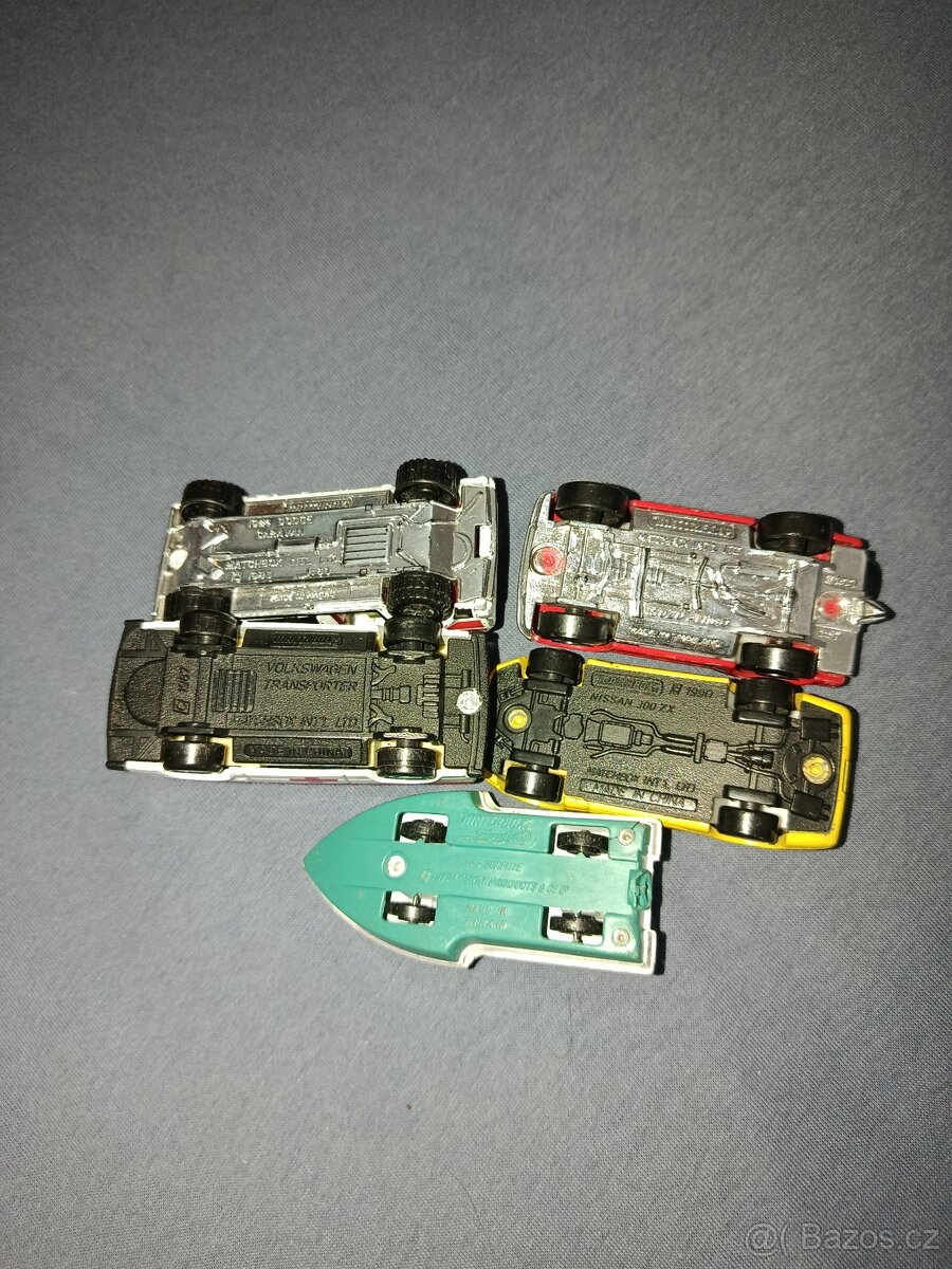 5 x autíčka MATCHBOX - 5