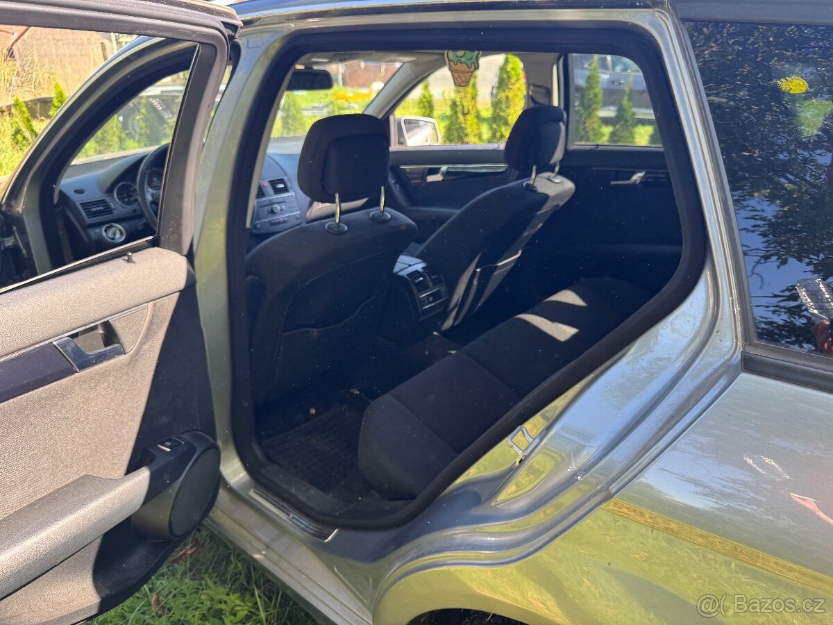 2012 Mercedes W204 C220 - 5