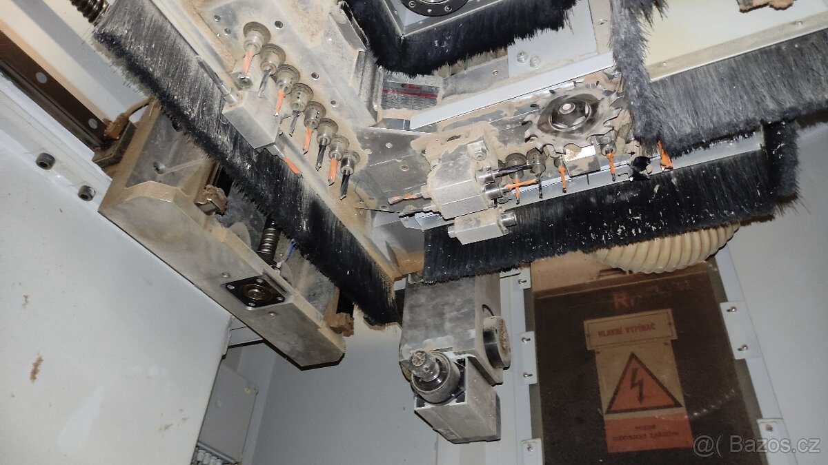 Málo použité CNC centrum HOUFEK MERCURY 6200x1500x300mm - 5