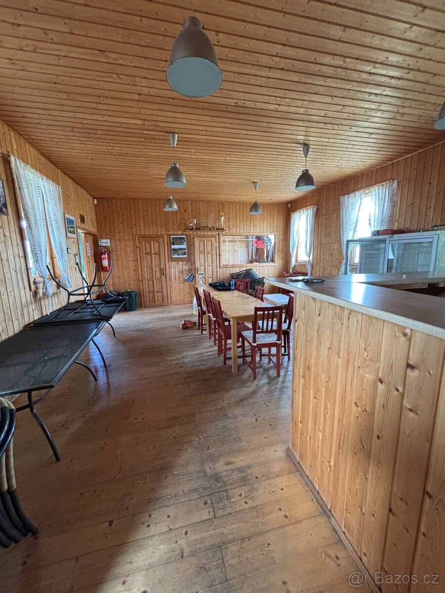 Dřevostavba s velkou krytou terasou – k rozebrání, Jičín - 5