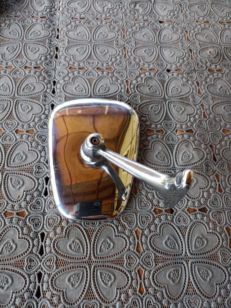 Zpětné zrcatko - 5