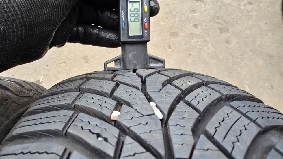 Zimní pneu 195/65/15 Continental - 5