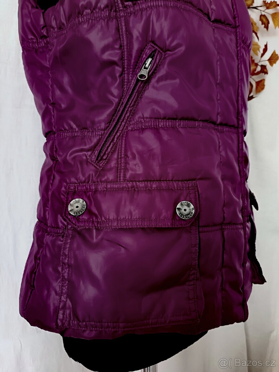 Dámská prošívaná vesta vel. M - 5