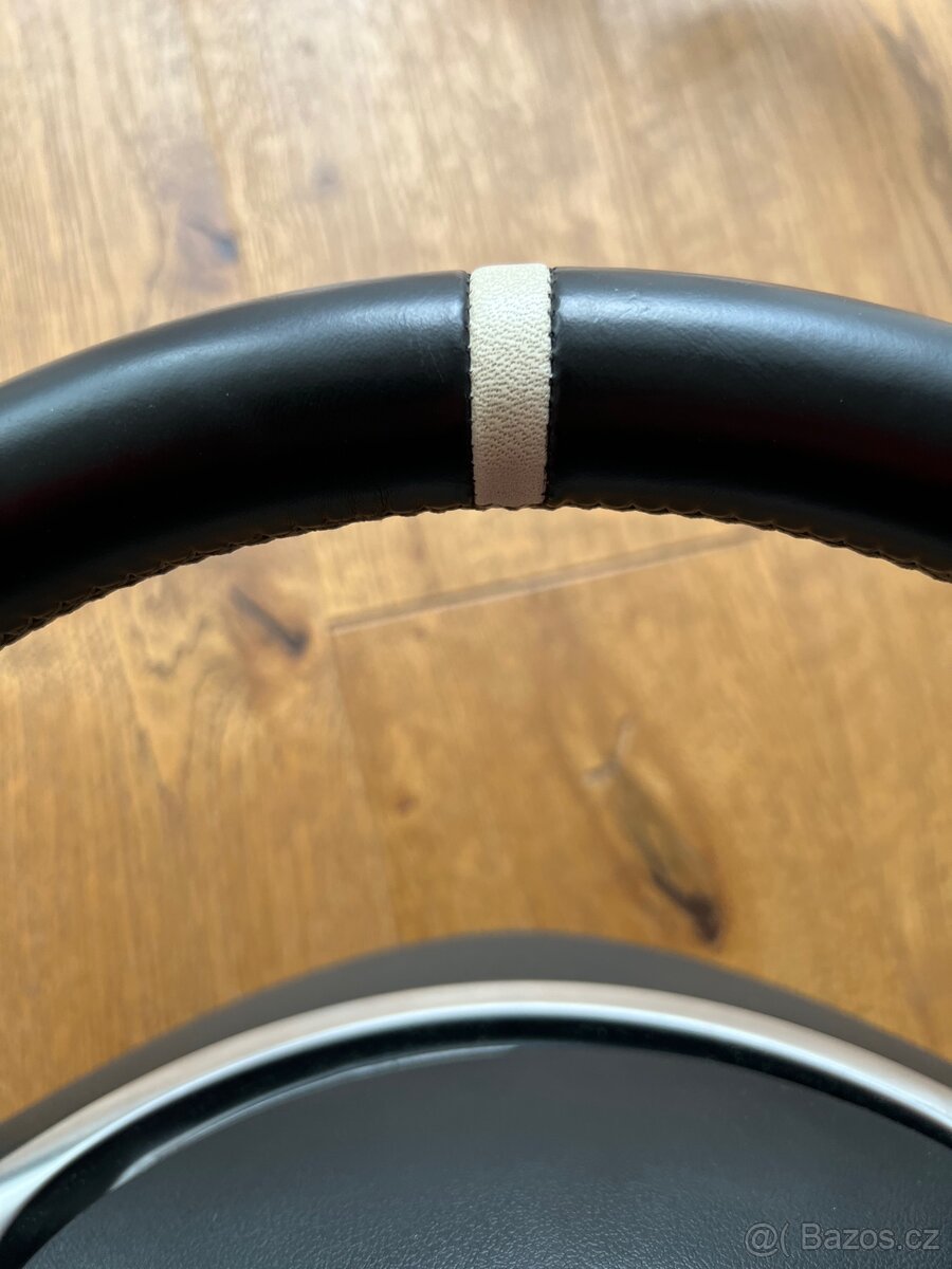 Originální Mercedes AMG volant - 5