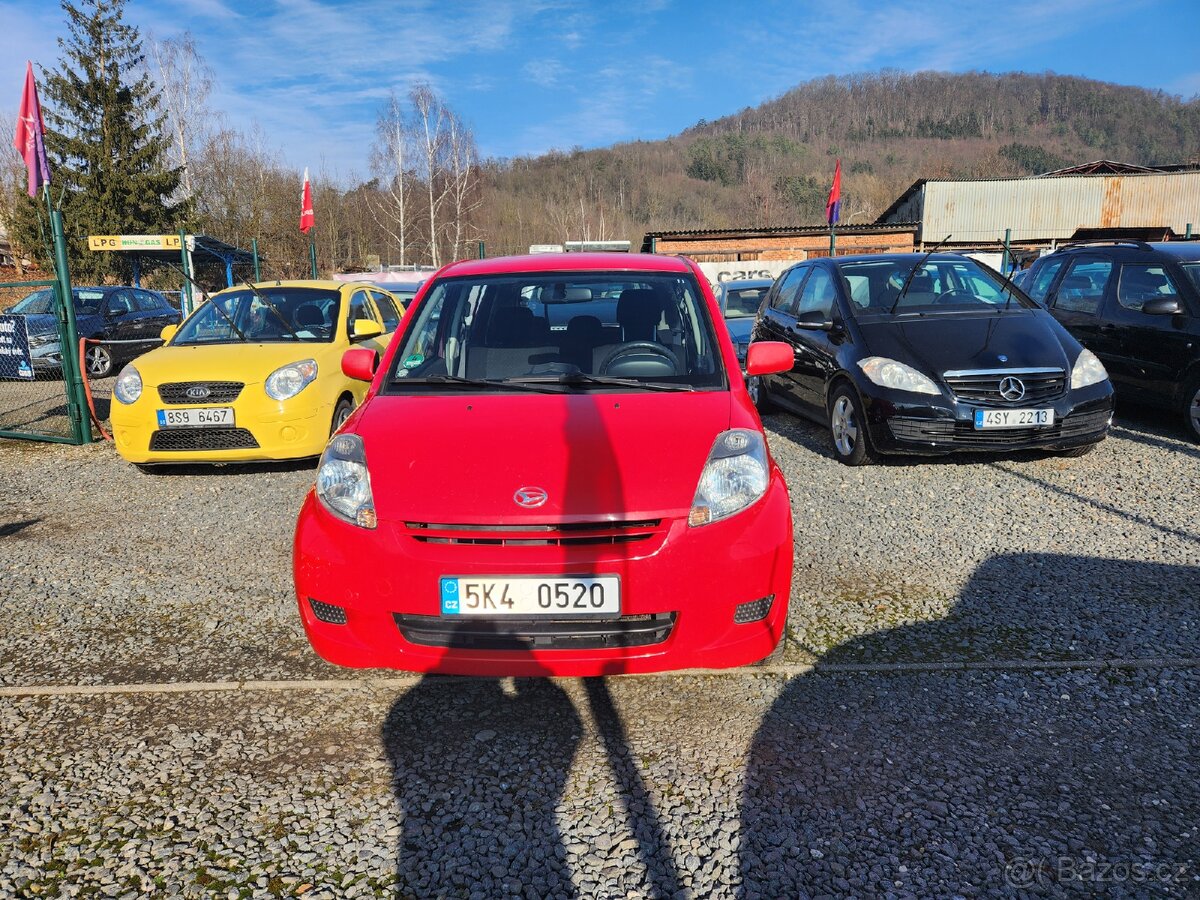 Daihatsu Sirion 1.0i 51 kW - 5