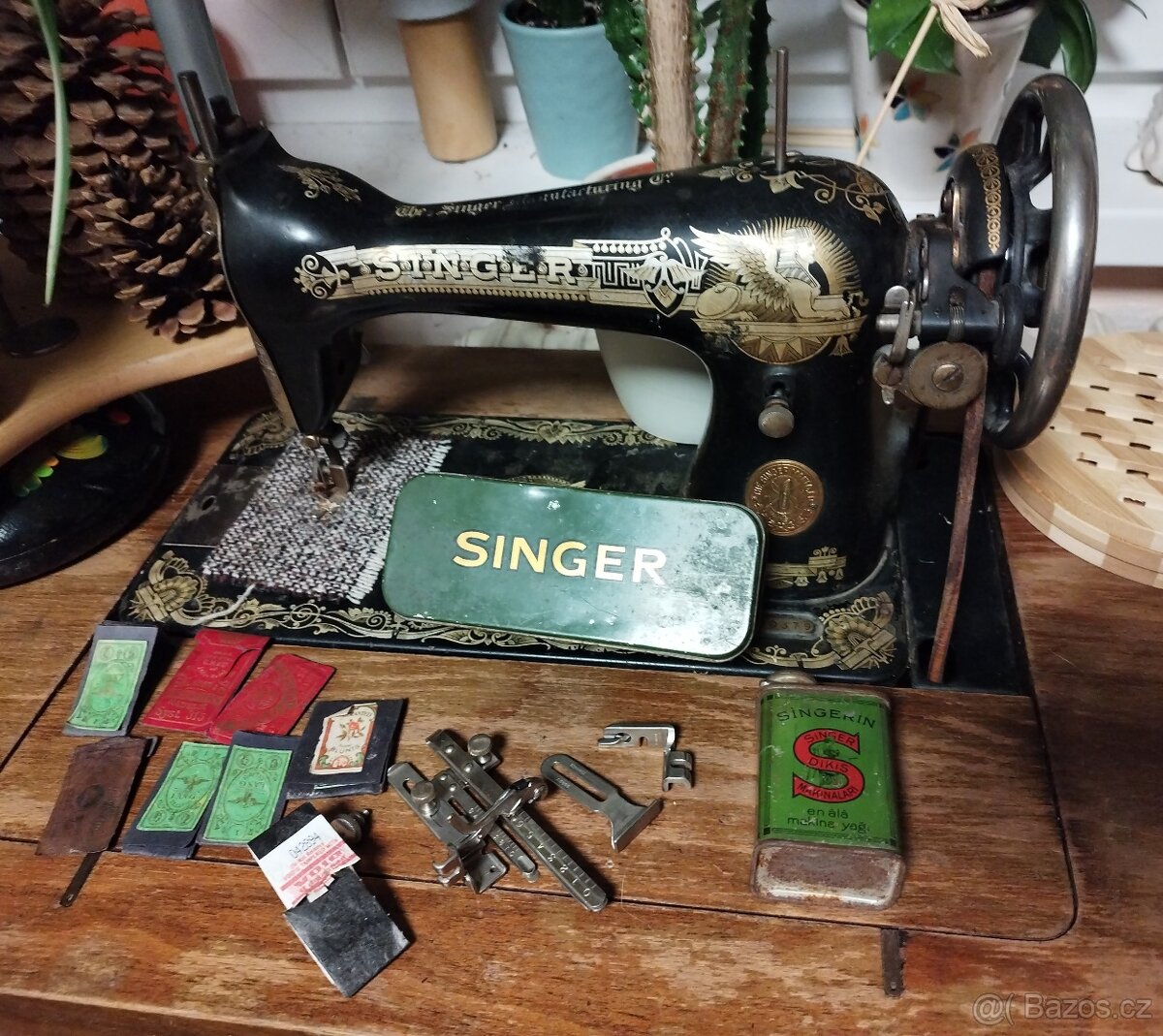 starožitný šicí stroj singer+ krejčovské nůžky Solingen - 5