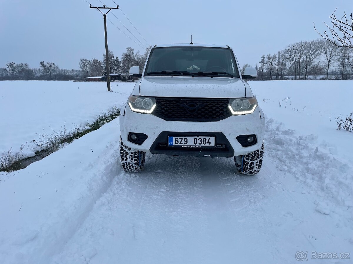 UAZ Patriot 2.7 benzin