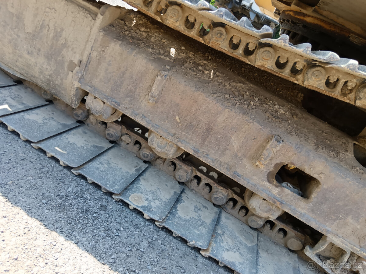 CAT 312 pásový bagr - 5