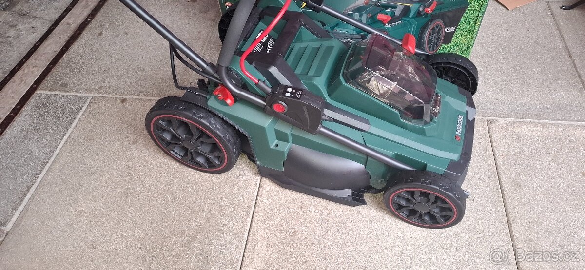 Nová AKU sekačka na trávu Parkside - 5