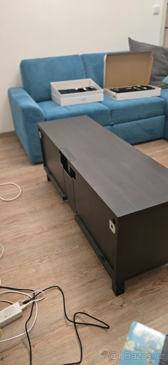 Tv stolek - 5