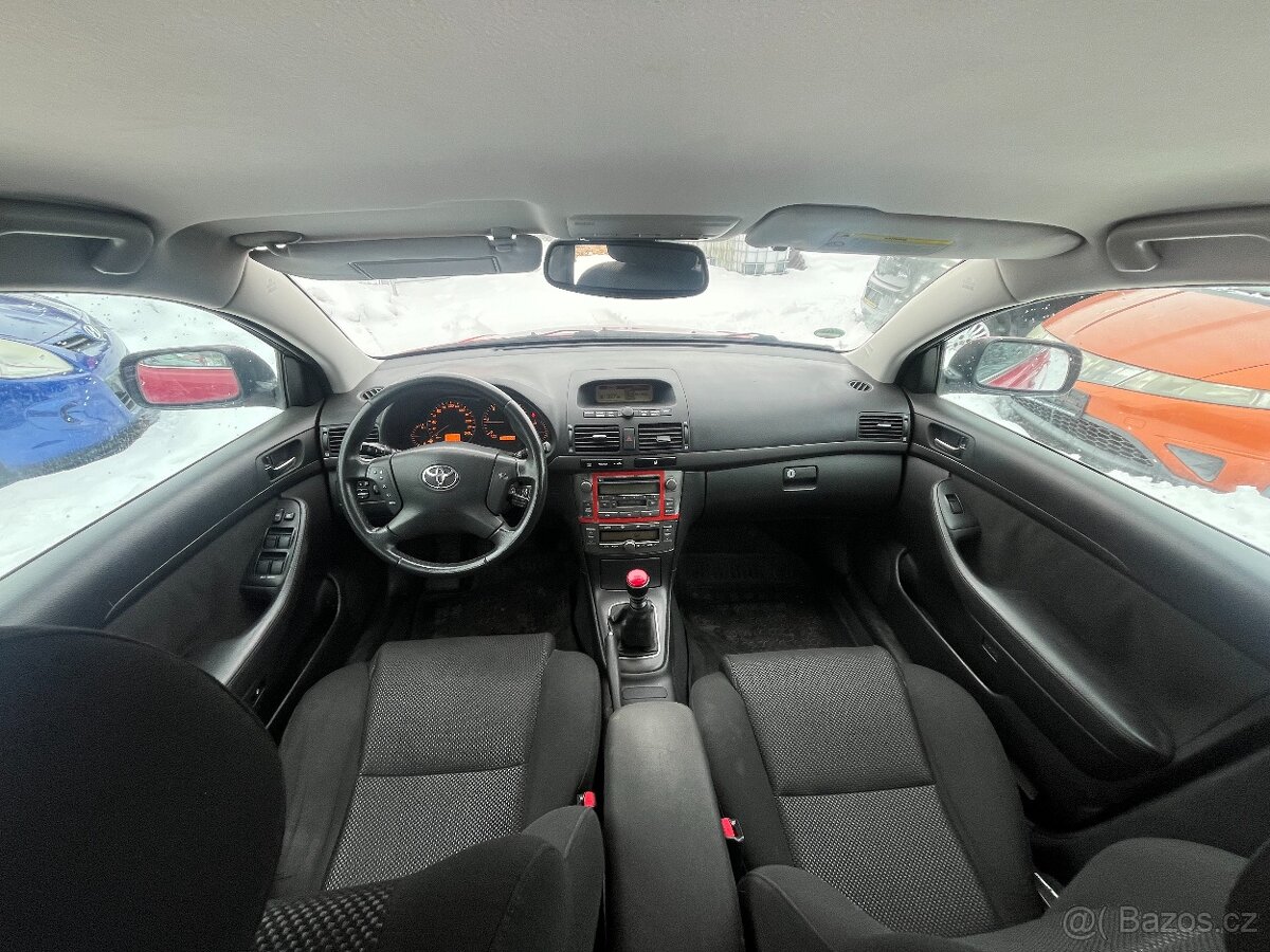 Toyota Avensis 2.0 D4-D - 5