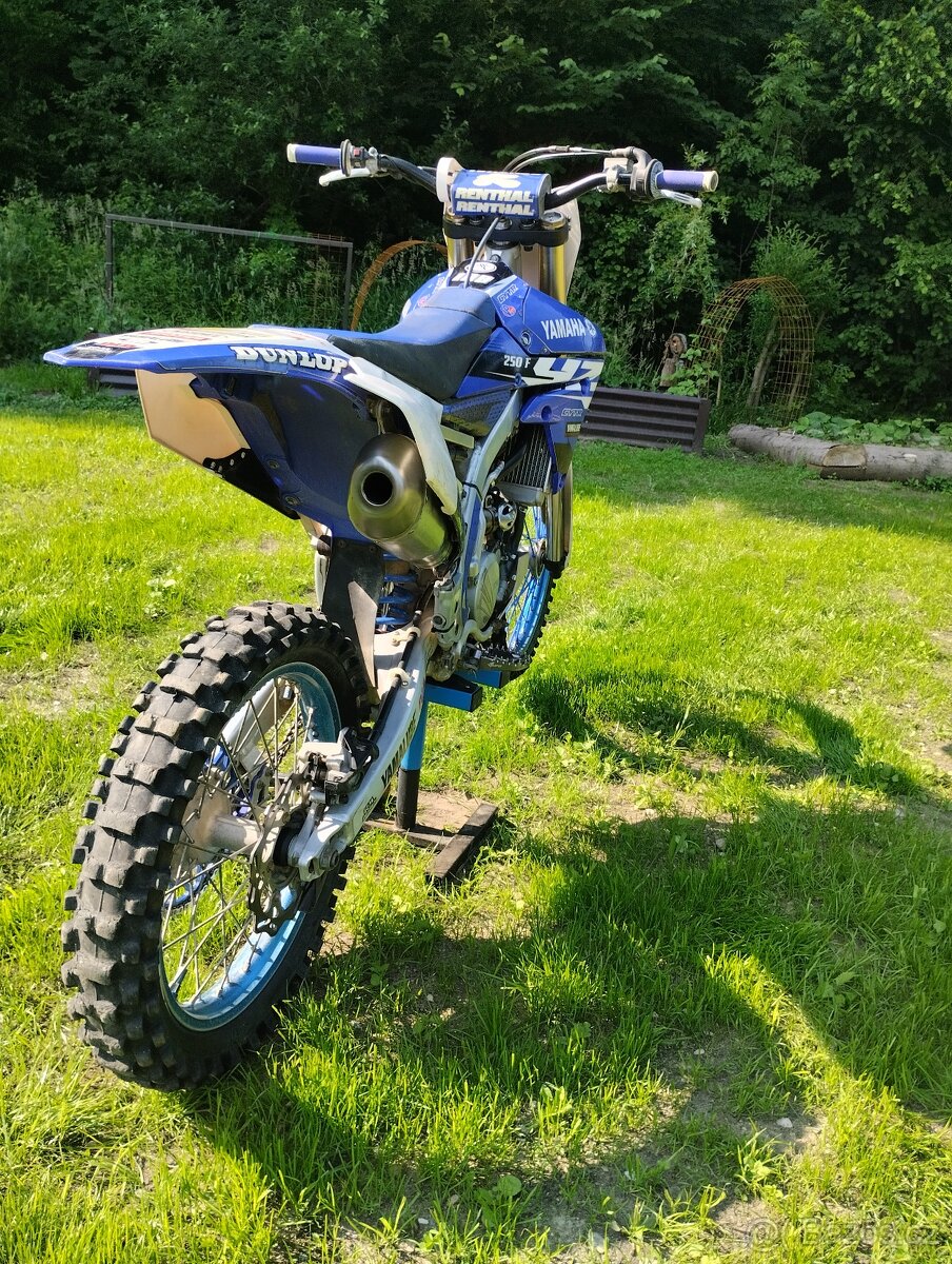 Yamaha yzf 250