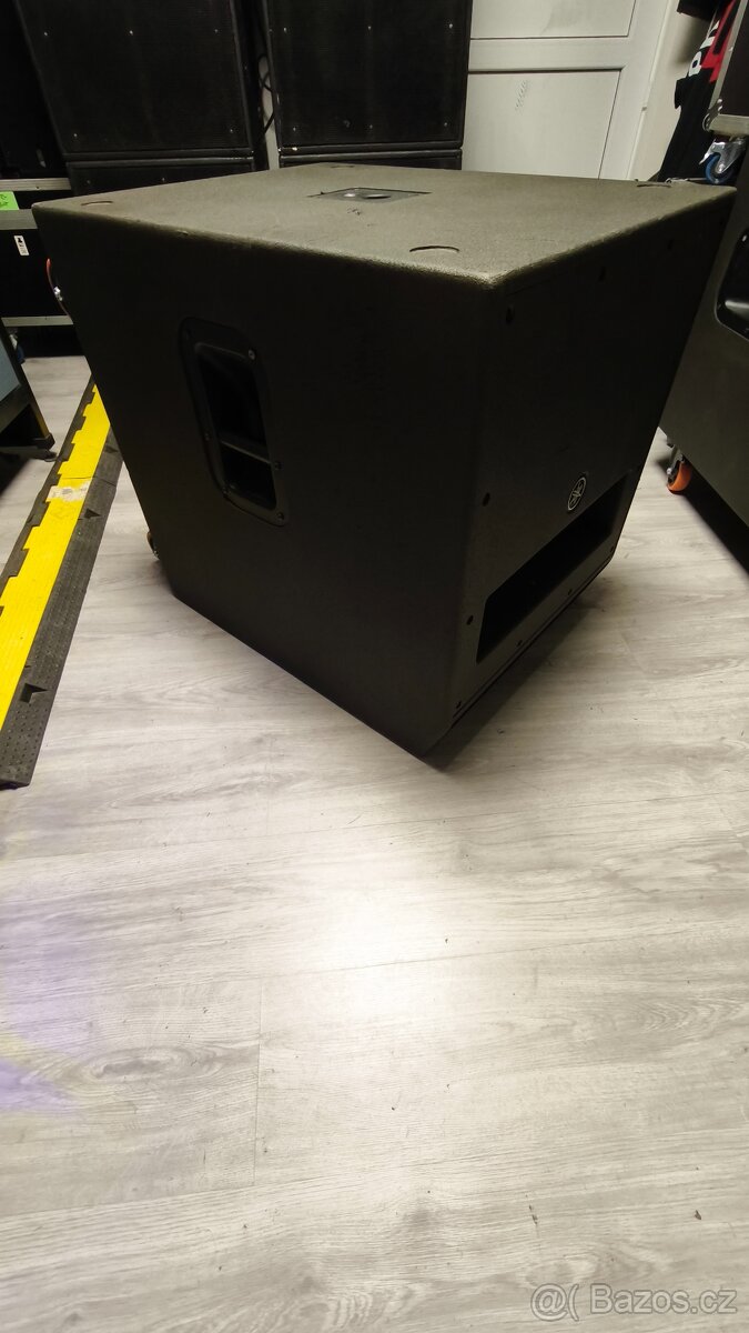 Yamaha DXS 18 subwofer - 5