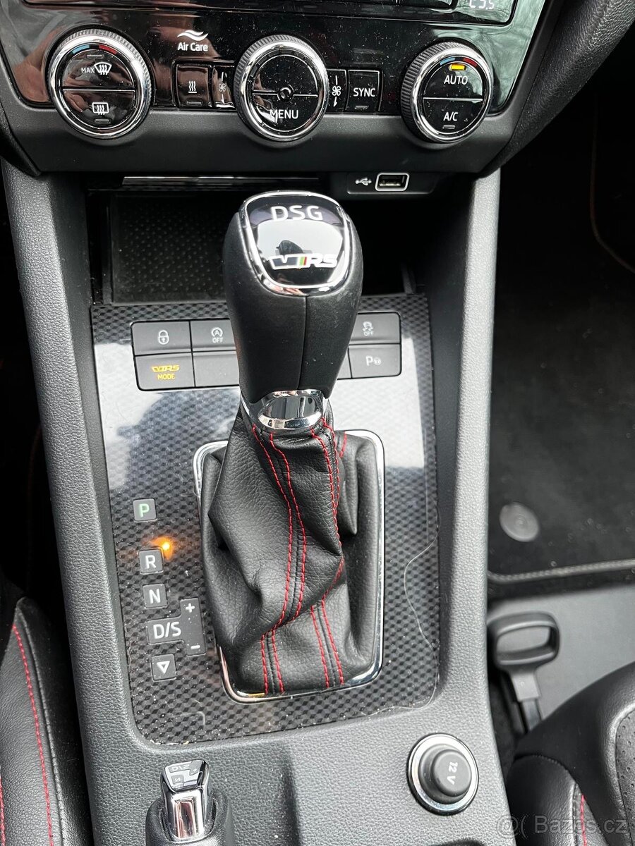 Škoda Octavia RS DSG 4x4 KOMBI CANTON TAŽNÉ PANORAMA - 5