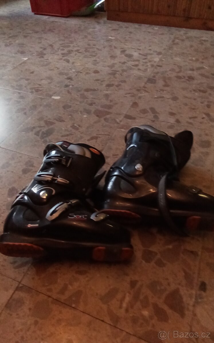LYŽE SJEZDOVÉ+BĚŽECKÉ+BOTY PŘEZKÁČE+HŮLKY - 5