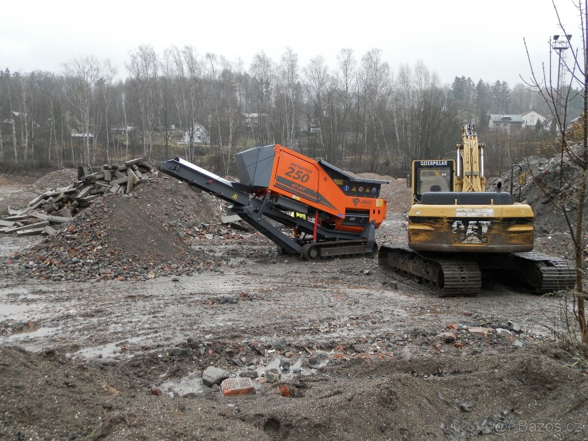 Drtič,drtička suti, kameniva,betonu,pařezu,asfaltu,panelů. - 5