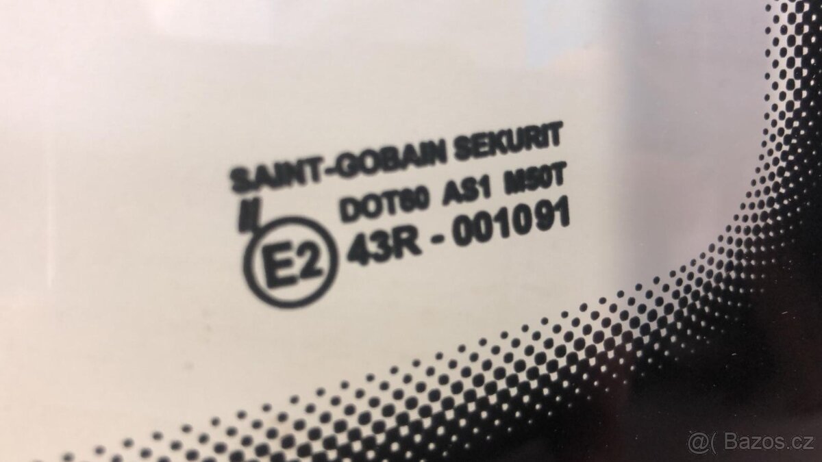 Jaguar XJ 40 nové čelní sklo - 5